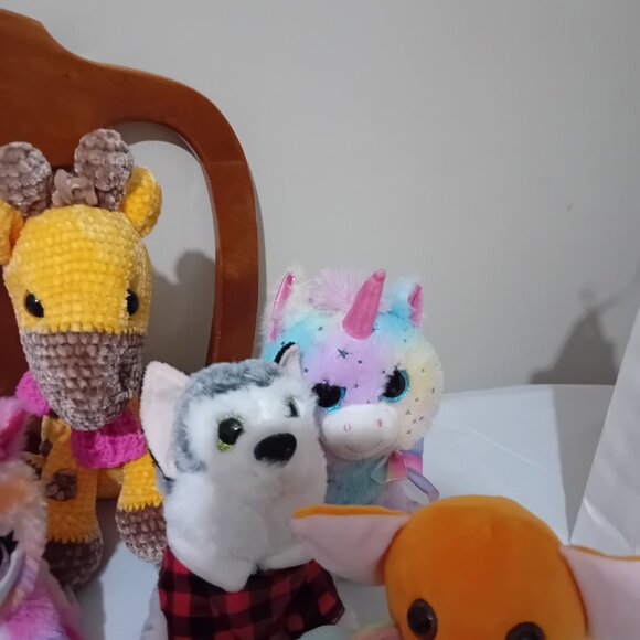 Bundle of Stuffed Toys - Picture 7 of 10